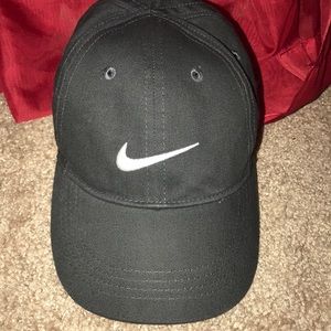 Grey Nike kids cap